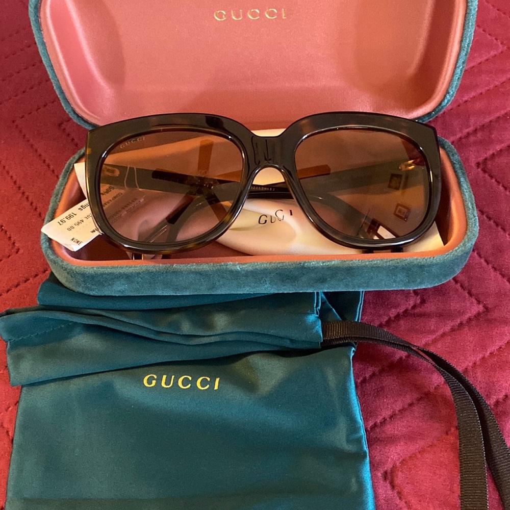 new authentic Gucci sunglasses